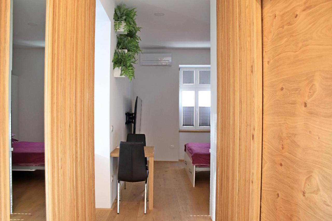 Cirus Apartments Kocevje Exteriör bild